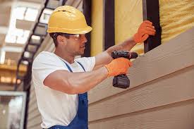 Best Fiber Cement Siding Installation  in Wedgefield, SC